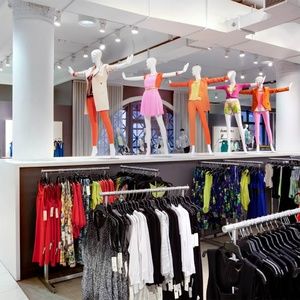 Meet your Posher, Must